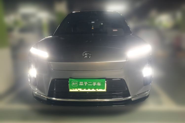 Used Nio ES8 2026 Model 6-seat Executive Signature Edition Front