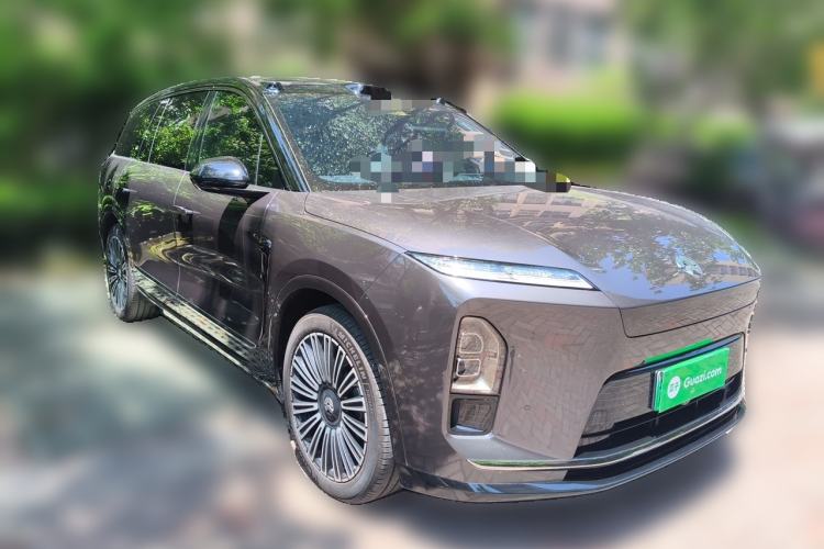 Used Nio ES8 2026 Model 6-seat Executive Luxury Edition Front Right 45 Deg