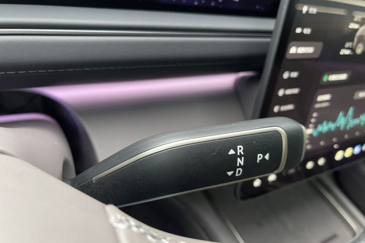 Used Nio ES8 2026 Model 6-seat Executive Luxury Edition Gear Lever