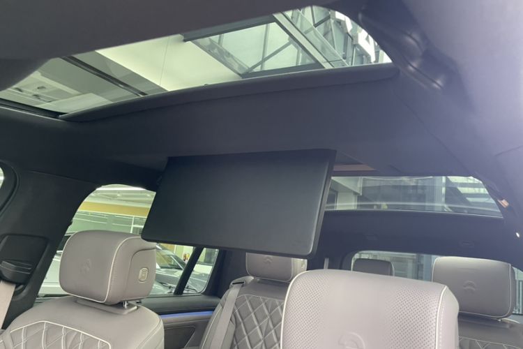 Used Nio ES8 2026 Model 6-seat Executive Luxury Edition Headliner