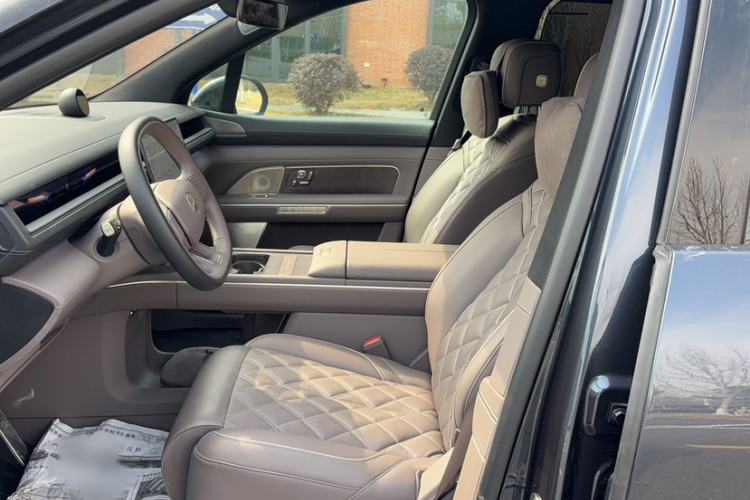 Used Nio ES8 2026 Model 6-seat Executive Luxury Edition Interior 2