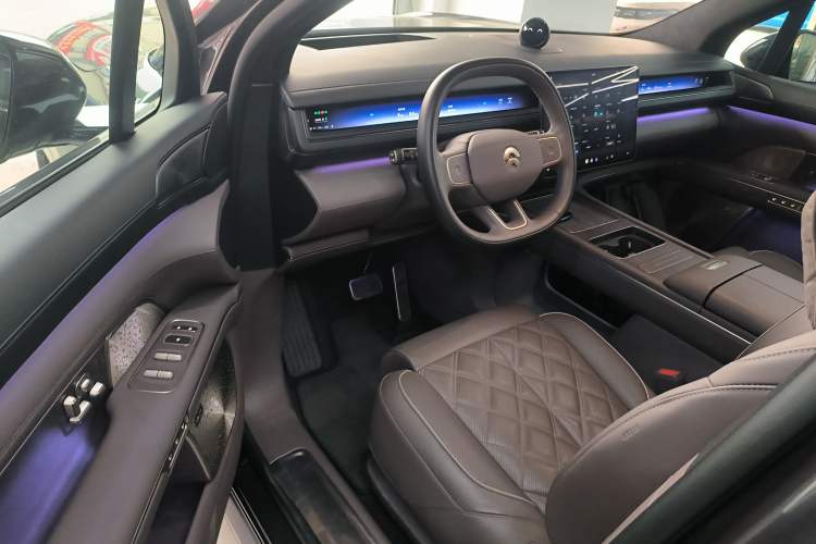Used Nio ES8 2026 Model 6-seat Executive Luxury Edition Interior 3