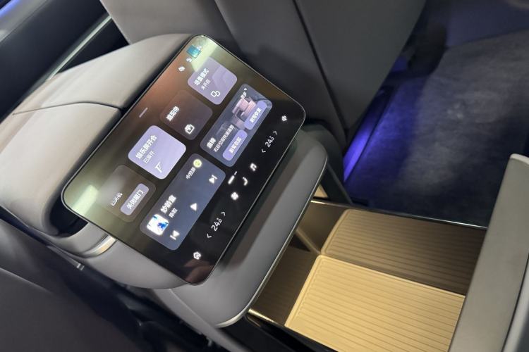 Used Nio ES8 2026 Model 6-seat Executive Luxury Edition Interior 5