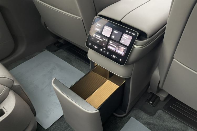 Used Nio ES8 2026 Model 6-seat Executive Luxury Edition Interior 6
