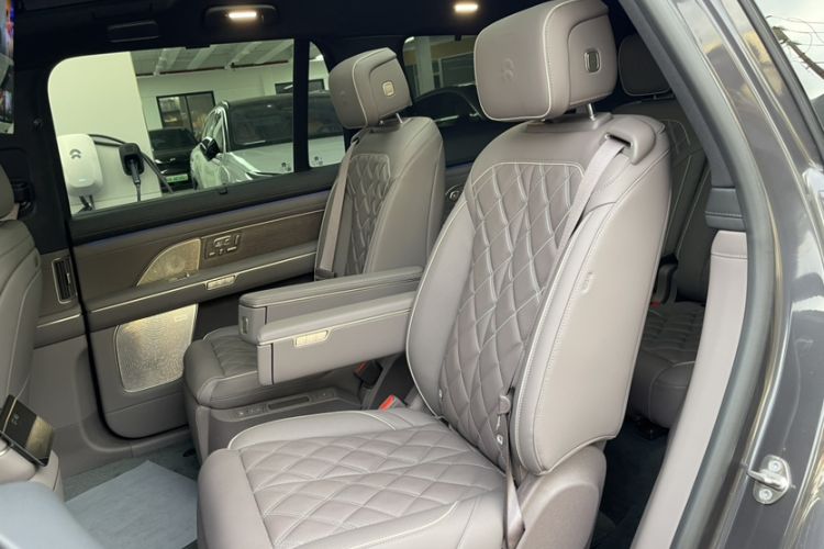 Used Nio ES8 2026 Model 6-seat Executive Luxury Edition Interior 7