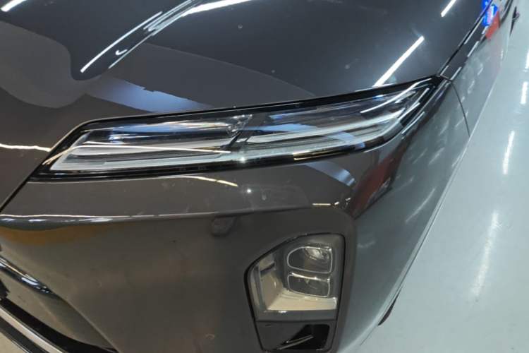 Used Nio ES8 2026 Model 6-seat Executive Signature Edition Left Front Headlight