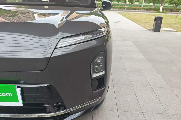 Used Nio ES8 2026 Model 6-seat Executive Signature Edition Left Front Headlight