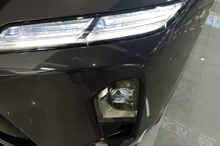 Used Nio ES8 2026 Model 6-seat Executive Luxury Edition Left Front Headlight