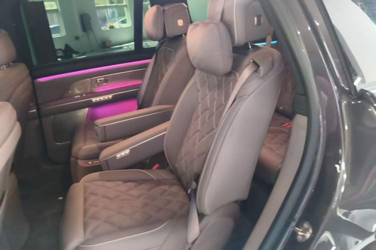 Used Nio ES8 2026 Model 6-seat Executive Signature Edition Left Rear Seat