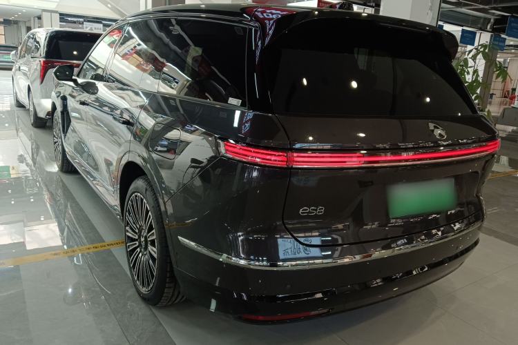 Used Nio ES8 2026 Model 6-seat Executive Luxury Edition Rear Left 45 Deg