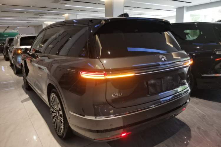 Used Nio ES8 2026 Model 6-seat Executive Luxury Edition Rear Left 45 Deg