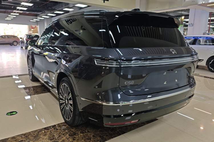 Used Nio ES8 2026 Model 6-seat Executive Luxury Edition Rear Left 45 Deg