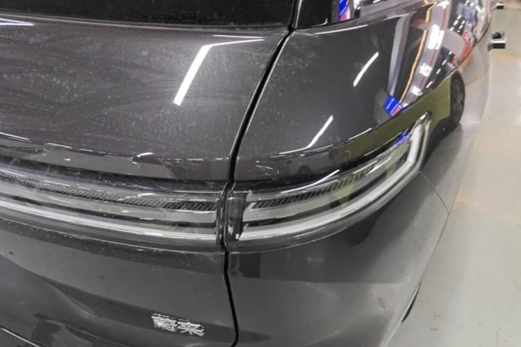 Used Nio ES8 2026 Model 6-seat Executive Signature Edition Right Rear Taillight