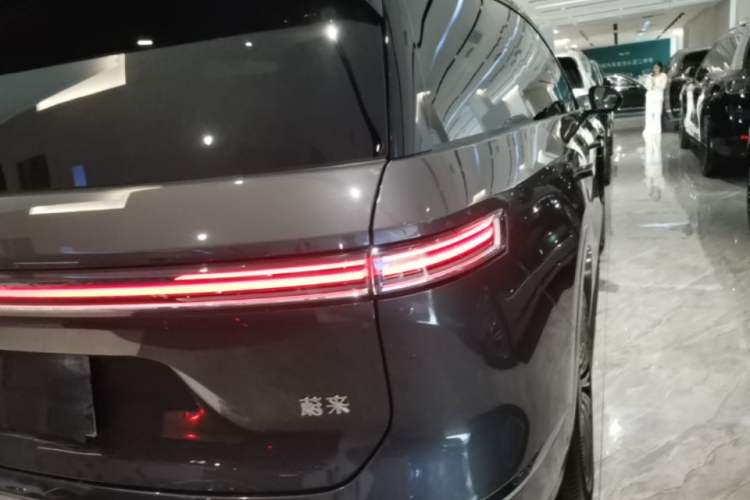 Used Nio ES8 2026 Model 6-seat Executive Luxury Edition Right Rear Taillight