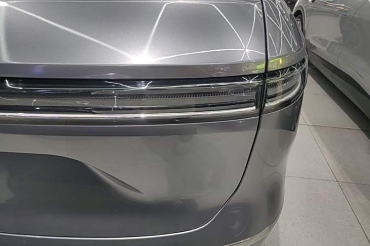 Used Nio ES8 2026 Model 6-seat Executive Signature Edition Right Rear Taillight