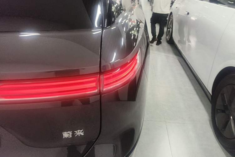 Used Nio ES8 2026 Model 6-seat Executive Signature Edition Right Rear Taillight