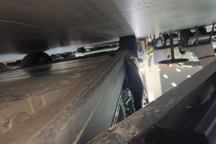 Used Nio ES8 2026 Model 6-seat Executive Luxury Edition Right Side Sill