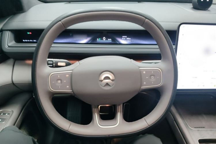 Used Nio ES8 2026 Model 6-seat Executive Signature Edition Steering Wheel