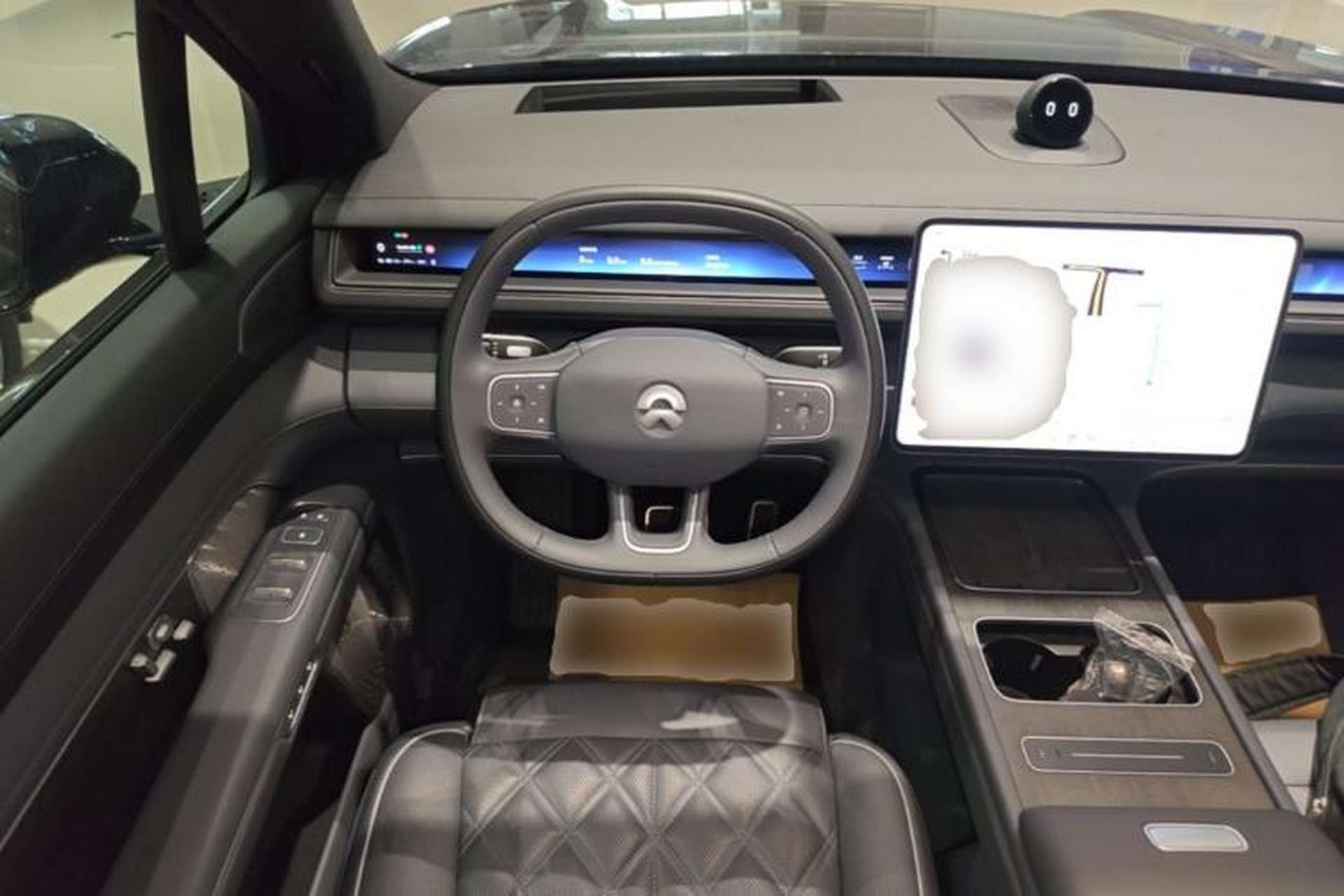 Used Nio ES8 2026 Model 6-seat Executive Signature Edition Steering Wheel