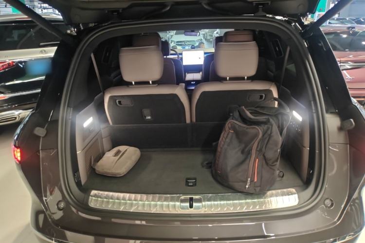 Used Nio ES8 2026 Model 6-seat Executive Luxury Edition Trunk