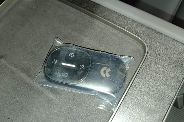 Used Nio ES8 2026 Model 6-seat Executive Luxury Edition Vehicle Key