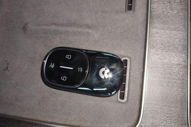 Used Nio ES8 2026 Model 6-seat Executive Signature Edition Vehicle Key