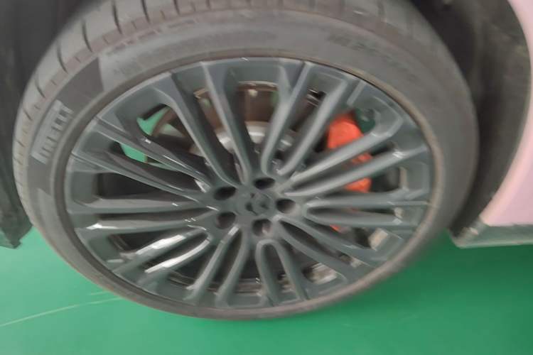 Used Nio ES8 2026 Model 6-seat Executive Signature Edition Exterior 4