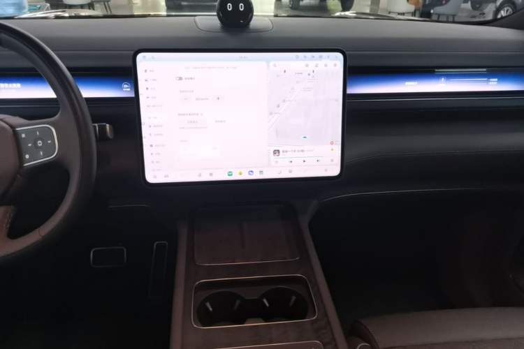 Used Nio ES8 2026 Model 6-seat Executive Signature Edition Audio And AC Panel