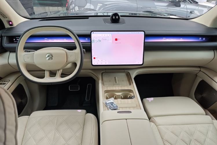 Used Nio ES8 2026 Model 6-seat Executive Luxury Edition Center Console