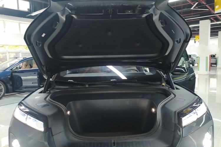Used Nio ES8 2026 Model 6-seat Executive Luxury Edition Engine Bay