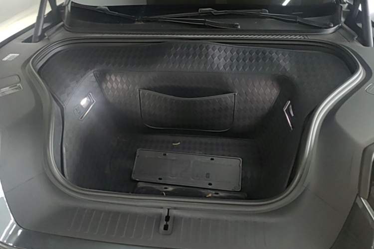 Used Nio ES8 2026 Model 6-seat Executive Signature Edition Engine Bay
