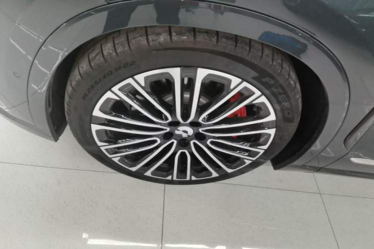 Used Nio ES8 2026 Model 6-seat Executive Signature Edition Exterior 4