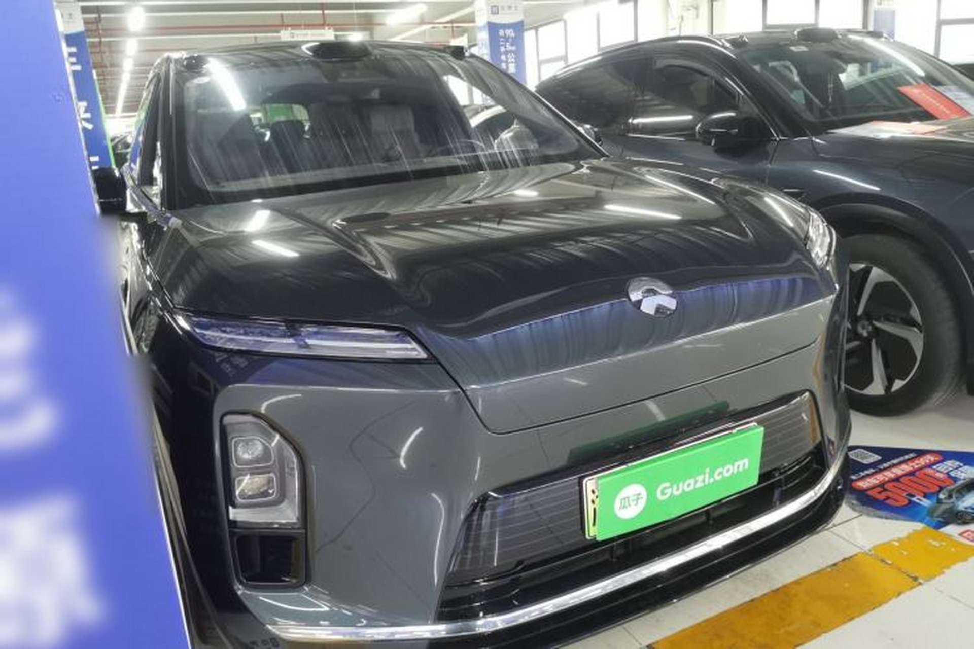 Used Nio ES8 2026 Model 6-seat Executive Signature Edition Front Right 45 Deg