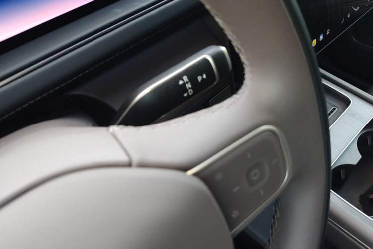 Used Nio ES8 2026 Model 7-seat Executive Luxury Edition Gear Lever