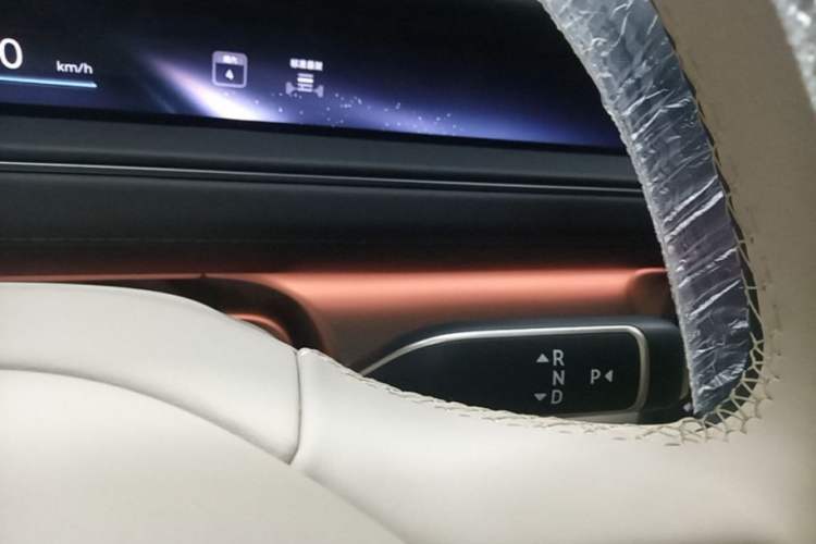 Used Nio ES8 2026 Model 6-seat Executive Signature Edition Gear Lever