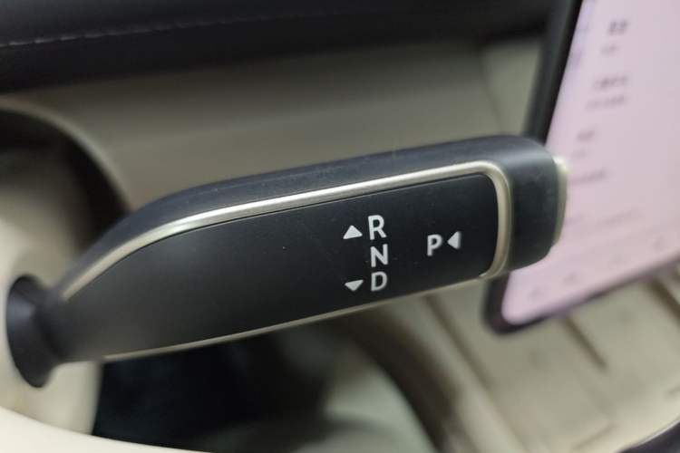 Used Nio ES8 2026 Model 6-seat Executive Luxury Edition Gear Lever