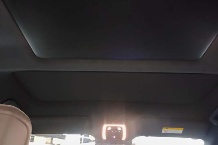 Used Nio ES8 2026 Model 6-seat Executive Luxury Edition Headliner