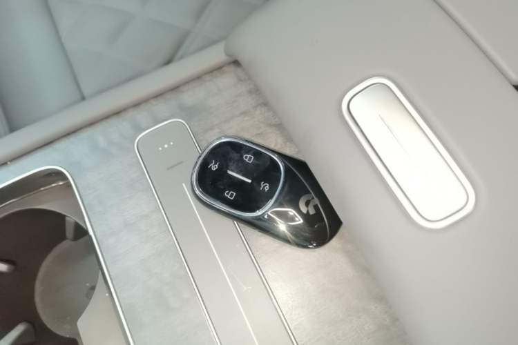Used Nio ES8 2026 Model 6-seat Executive Signature Edition Interior 1