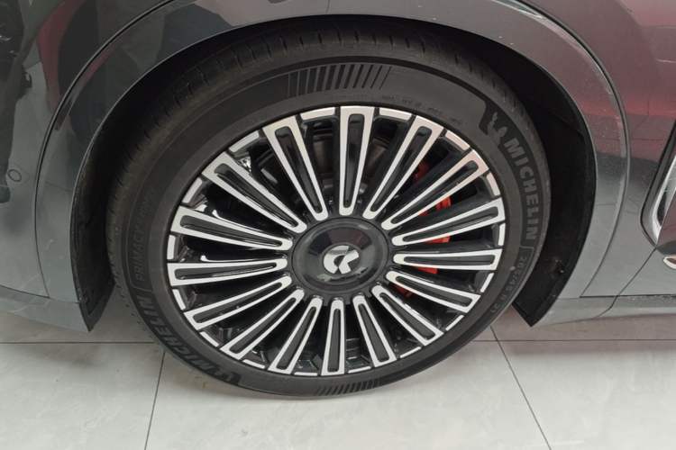 Used Nio ES8 2026 Model 6-seat Executive Luxury Edition Left Front Wheel Hub