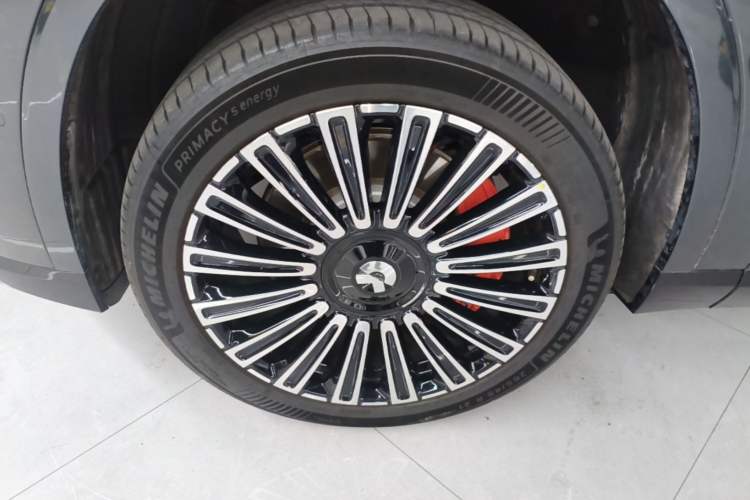Used Nio ES8 2026 Model 6-seat Executive Luxury Edition Left Front Wheel Hub