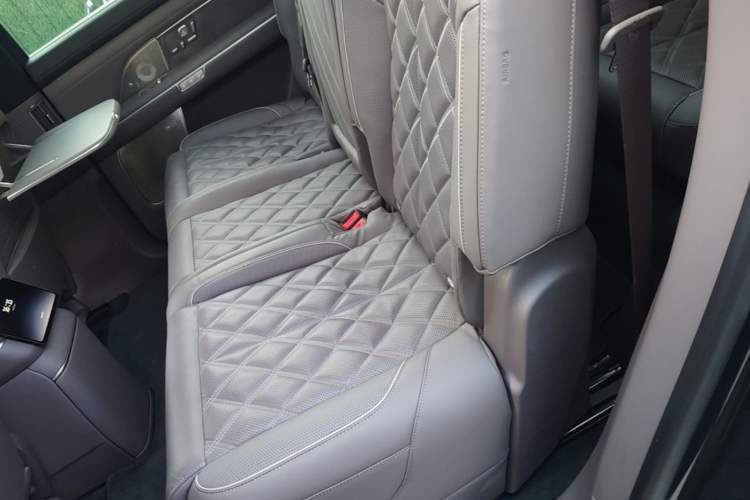 Used Nio ES8 2026 Model 7-seat Executive Luxury Edition Left Rear Seat