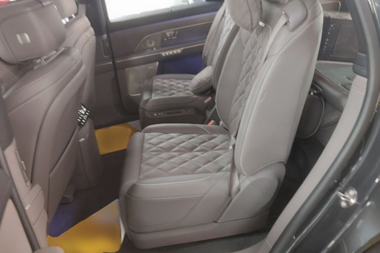 Used Nio ES8 2026 Model 6-seat Executive Signature Edition Left Rear Seat