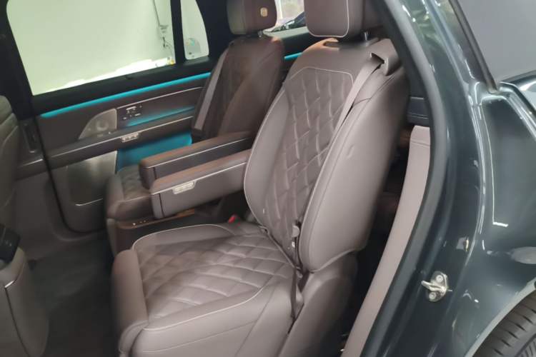 Used Nio ES8 2026 Model 6-seat Executive Luxury Edition Left Rear Seat