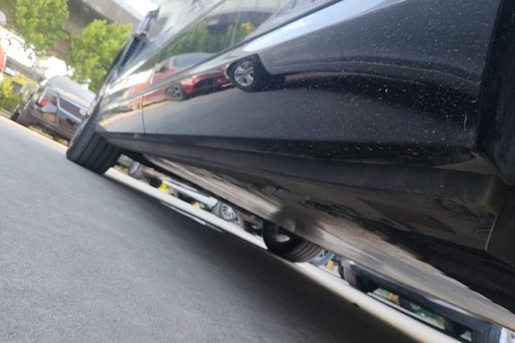 Used Nio ES8 2026 Model 7-seat Executive Luxury Edition Left Side Sill