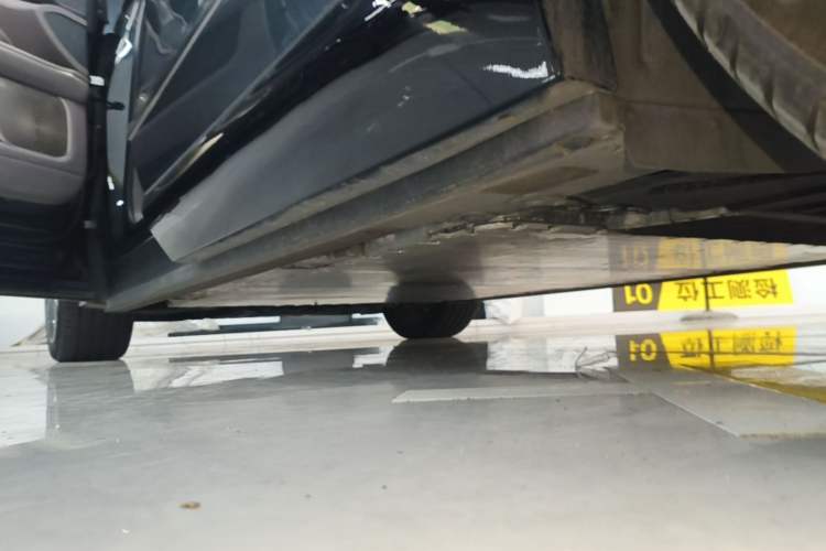 Used Nio ES8 2026 Model 6-seat Executive Luxury Edition Left Side Sill