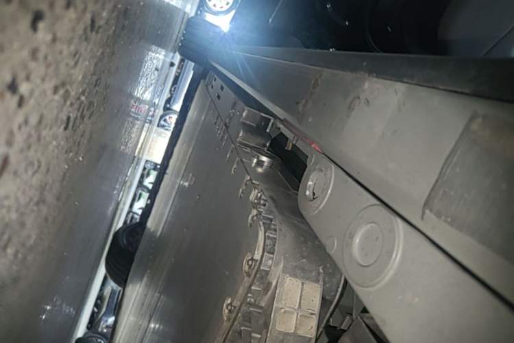 Used Nio ES8 2026 Model 6-seat Executive Signature Edition Left Side Sill