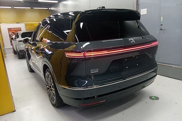 Used Nio ES8 2026 Model 6-seat Executive Signature Edition Rear Left 45 Deg