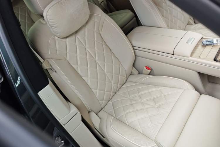 Used Nio ES8 2026 Model 6-seat Executive Luxury Edition Right Front Seat