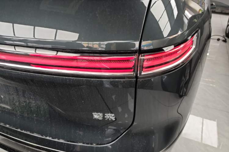 Used Nio ES8 2026 Model 6-seat Executive Luxury Edition Right Rear Taillight