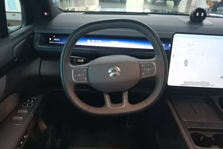 Used Nio ES8 2026 Model 6-seat Executive Signature Edition Steering Wheel